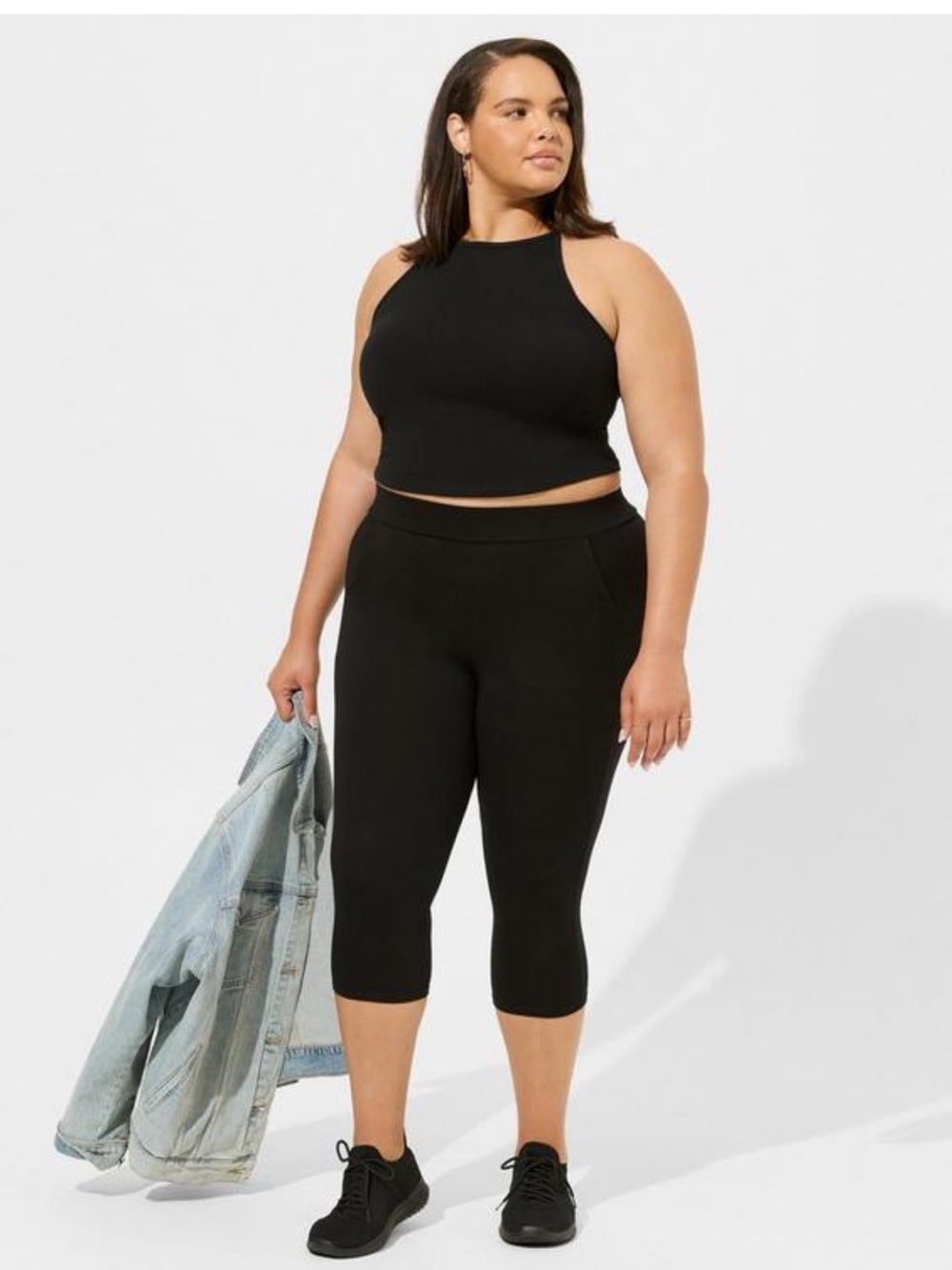 torrid Black Plus Size Capri Leggings D26